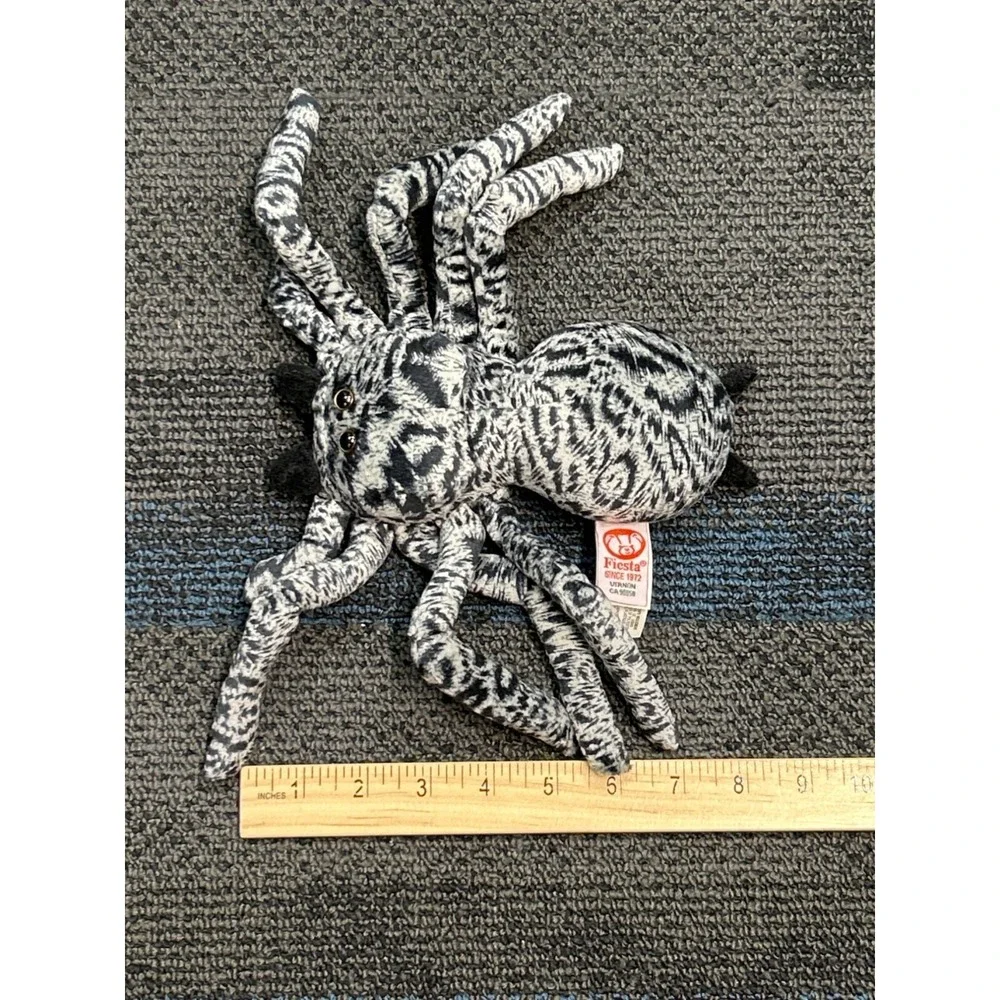 Fiesta‎ Tarantula Spider 9